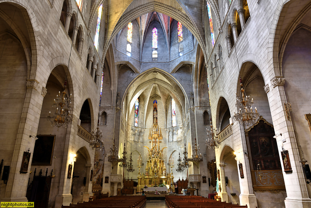 Mallorca Manacor Kirche Nostra Senyora dels Dolors erbaut Ende 19 Jhdt von Baumeister Rector Rubi. Turm von Architekt Gaspar Bennàssar i Moner