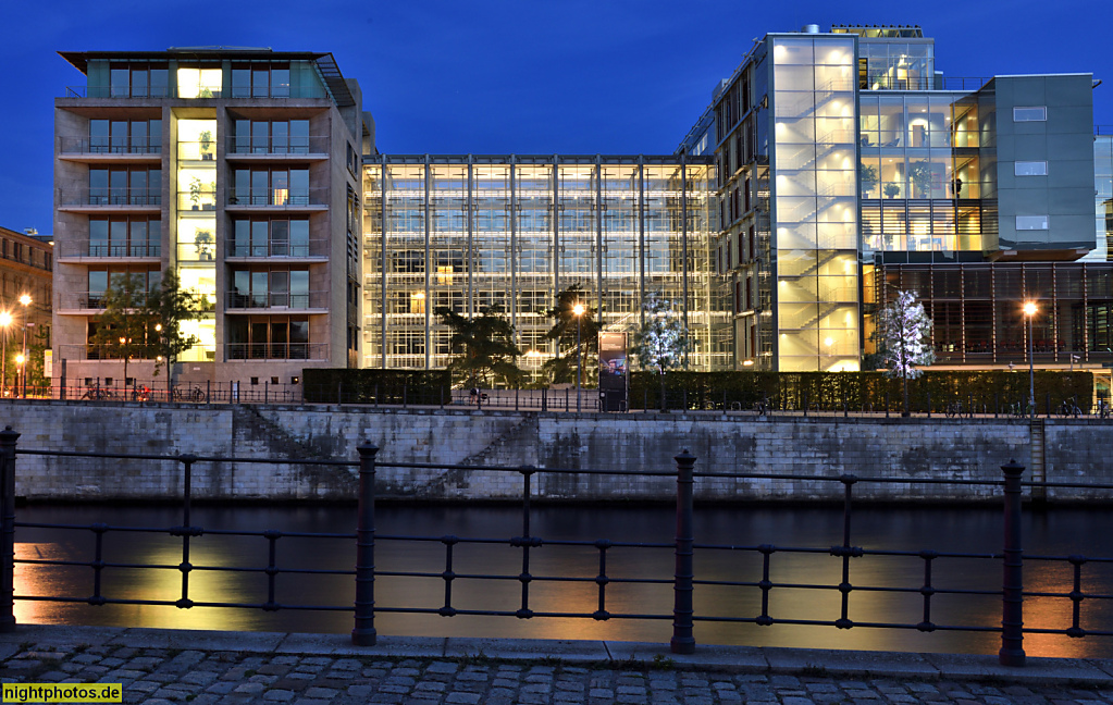 Berlin Mitte Jakob-Kaiser-Haus erbaut 2002 von Architekten Gerkan Marg und Partner und anderen. Zwischen Reichstagufer und Dorotheenstrasse