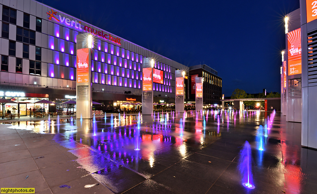 Berlin Friedrichshain Verti Music Hall erbaut 2018 am Mercedes-Platz an der Mühlenstrasse