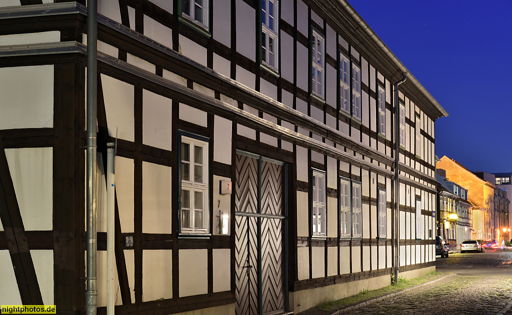 Berlin Spandau Altstadt Wendenschloss in der Jüdenstrasse Ecke Ritterstrasse. Nachbildung erbaut ab 1960 eines Fachwerkhaus erbaut um 1700