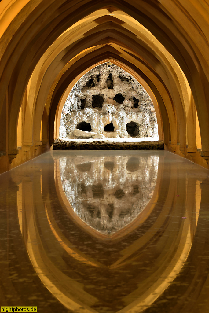 Real Alcázar de Sevilla. Königspalast. Erbaut ab 1364 für Pedro I. in Mudéjar Stil. Baños Doña María de Padilla. Gewölbe aus dem 12 Jahrhundert