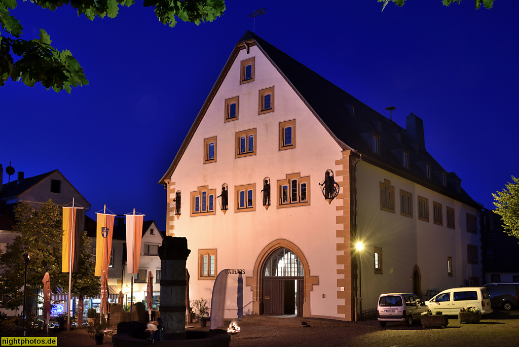 Steinau an der Strasse. Rathaus erbaut 1561 auf dem Marktplatz