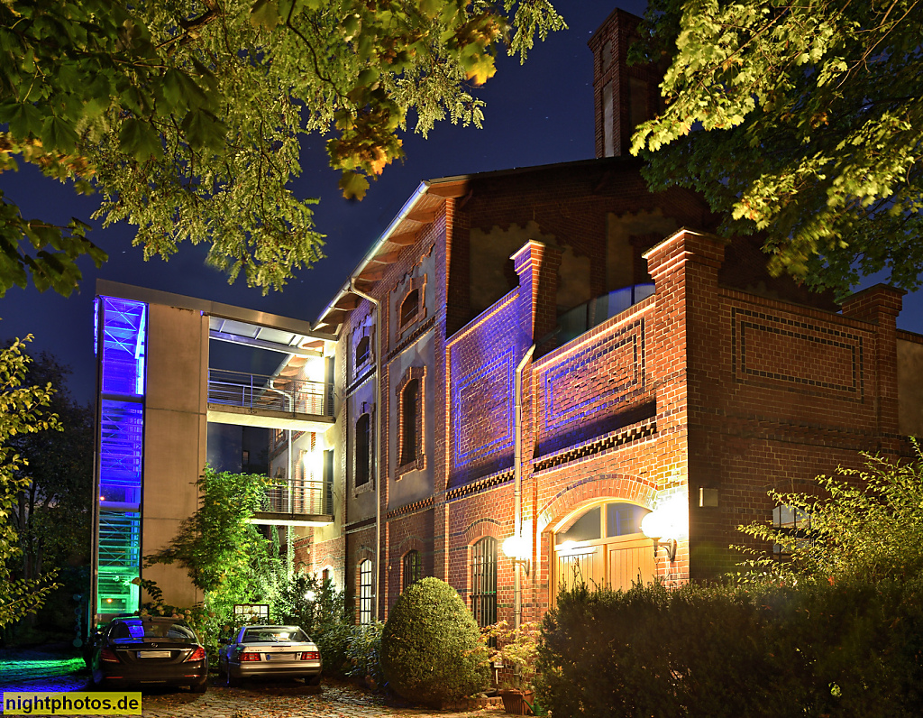 Berlin Pankow Wohnhaus. Erbaut als Klär- und Pumpstation 1892 in der Wilhelm-Kuhr-Strasse