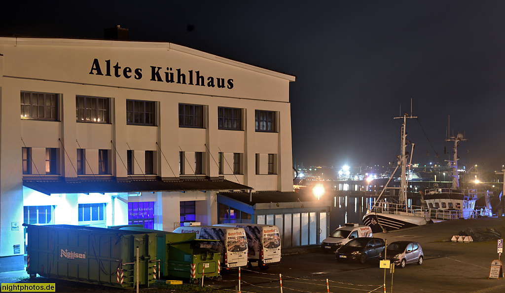 Rügen Sassnitz Fischereihafen am Alten Kühlhaus