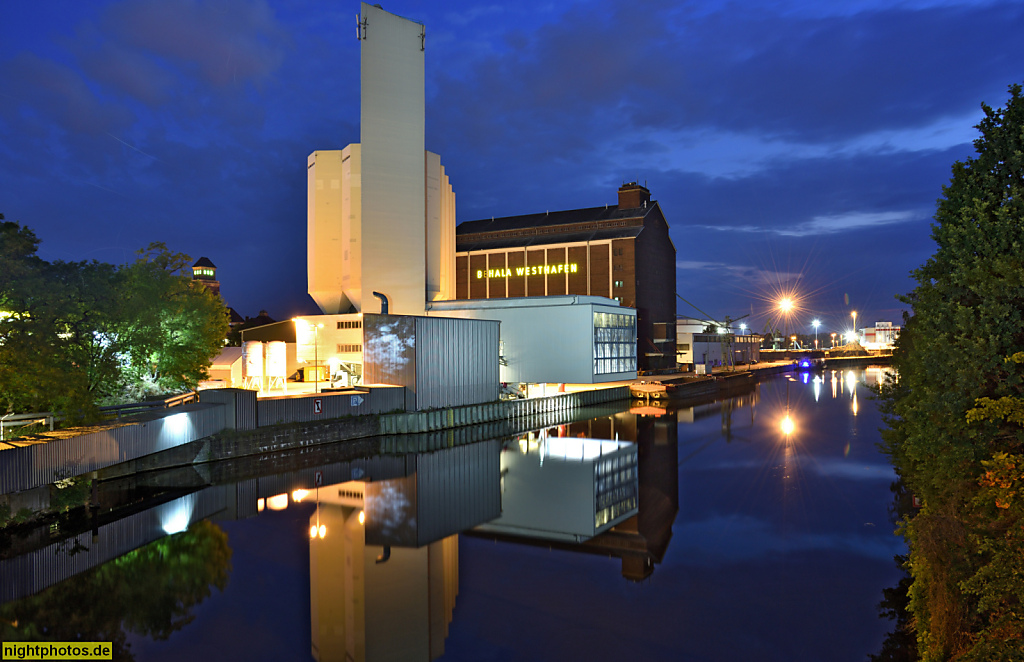 Berlin Moabit Westhafen Zementumschlag und Getreidesilo am Berlin-Spandauer-Schiffahrtskanal. Silo erbaut 1914-1923 von Richard Wolffenstein Friedrich Krause und Lorenz