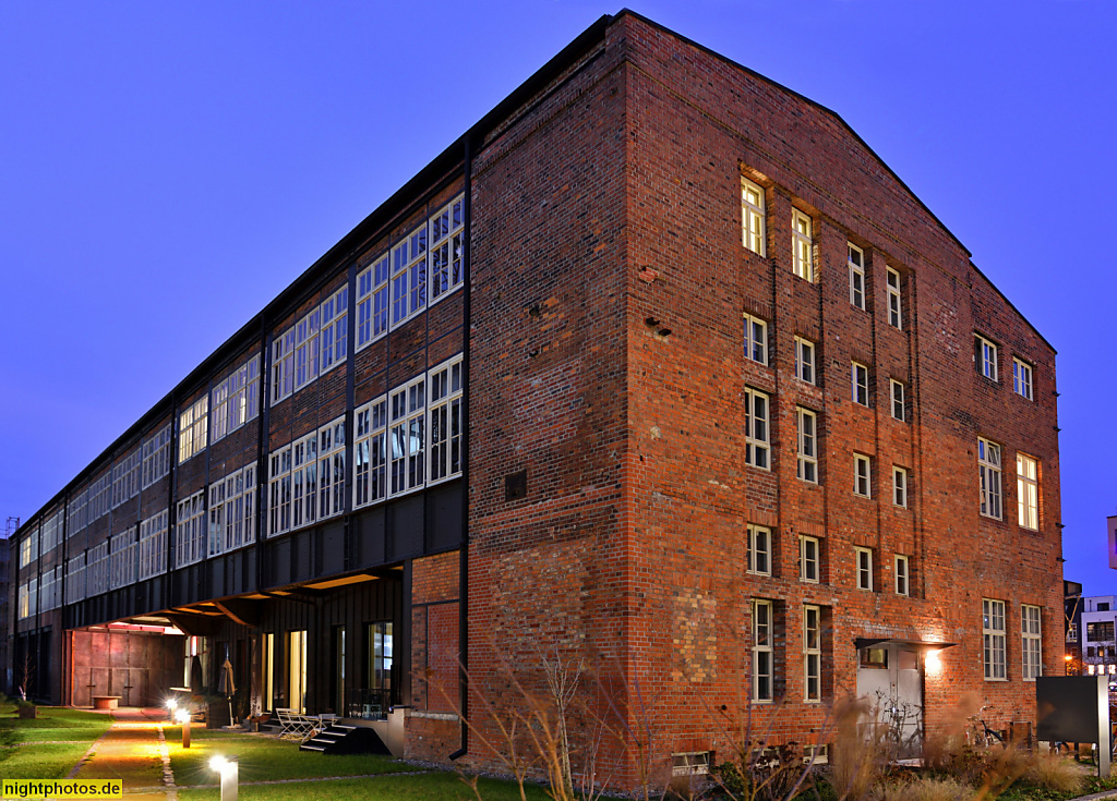 Berlin Stralau Wohngebäude. Erbaut 192 als Werkstatt der Stralauer Glashütte. Umbau zu Wohnraum 2018 von Eyrich Hertweck Architekten