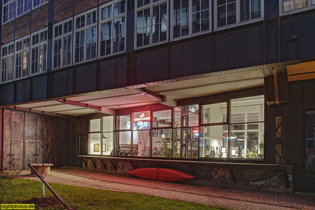 Berlin Stralau Wohngebäude. Erbaut 192 als Werkstatt der Stralauer Glashütte. Umbau zu Wohnraum 2018 von Eyrich Hertweck Architekten