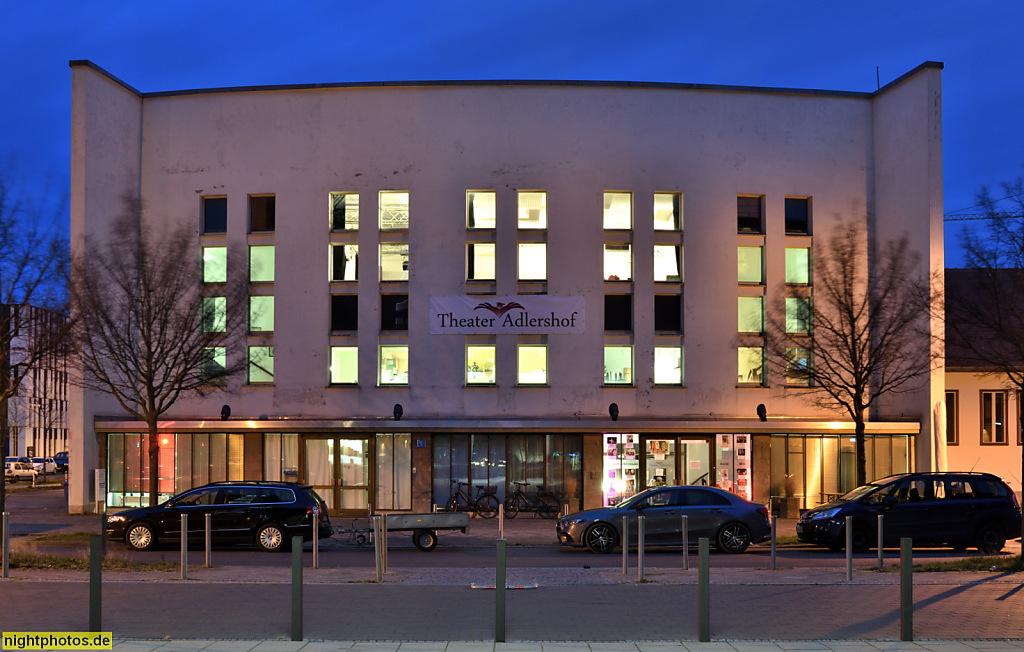 Berlin Theater Adlershof erbaut 1952 von Franz Ehrlich als Studio 5 für das DDR-Fernsehen. Umbau zum Fernsehtheater. Moriz-Seeler-Strasse 1
