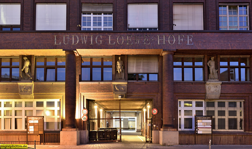 Berlin Moabit Ludwig-Loewe-Höfe erbaut 1914-1917 von Architekten Alfred Grenander als Fräs- und Bohrmaschinenfabrik der Ludwig Loewe und Co. AG. Wiebestrasse 42-45