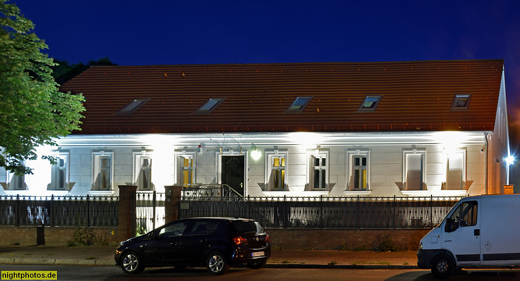 Berlin Buckow. Wohnhaus erbaut um 1820 in Alt-Buckow. Umbau 1913