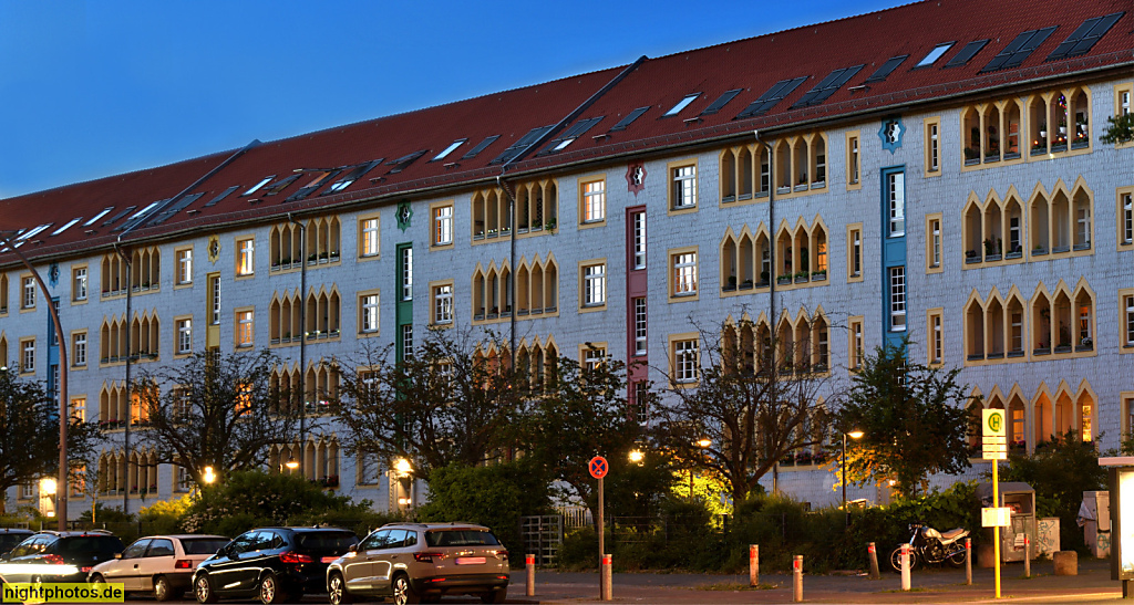 Berlin Steglitz Wohnanlage mit Loggien erbaut 1926 von Johann Riegelmann in der Bismarckstrasse