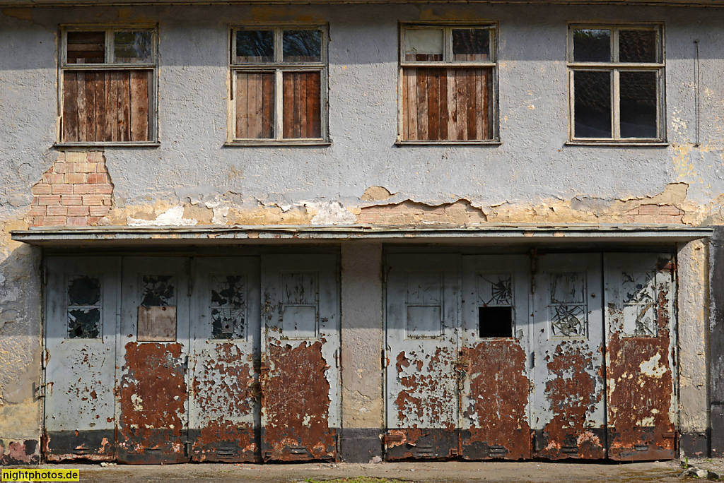 Olympisches Dorf Berlin in Elstal (Gemeinde Wustermark) für die Olympiade erbaut 1934-1936 von Werner und Walter March. Küchengebäude Lieferseite