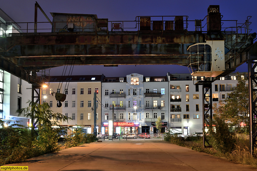 Berlin Oberschöneweide Kranbrücke Unter der Kranbahn an der Wilhelminenhofstrasse 80. Zugang Platz am Kaisersteg neben Spreepolis Appartments