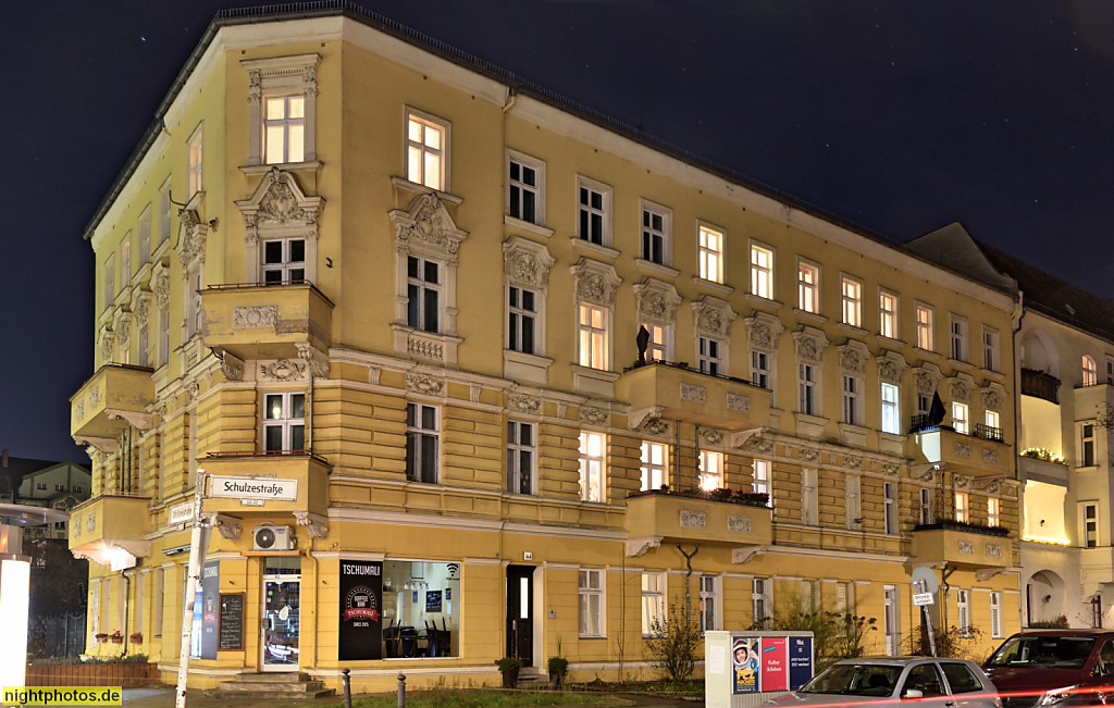 Berlin Pankow. Mietshaus Altbau Gründerzeit erbaut um 1900. Schulzestrasse 44