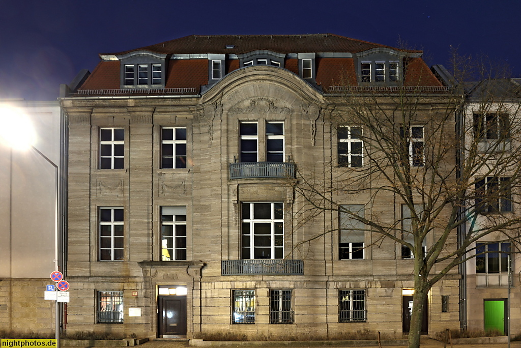 Berlin Mitte Tiergarten. Generaldirektion Staatliche Museen zu Berlin. Erbaut 1907-1908 als Villa Friedmann von Architekten Wilhelm Cremer und Richard Wolffenstein für den Bankier Leopold Friedmann in der Stauffenbergstrasse 41