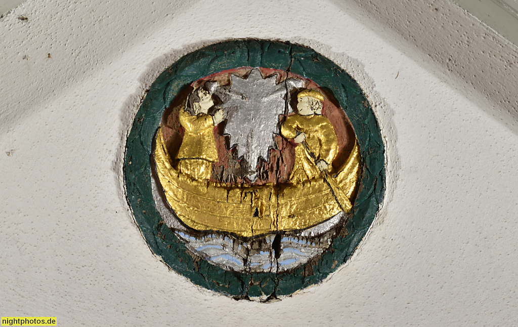 Neustadt in Holstein. Medaillon am Brückengeldeinnehmerhaus erbaut 1846 im klassizistischen Stil als Zollhaus. Vor dem Brücktor 2