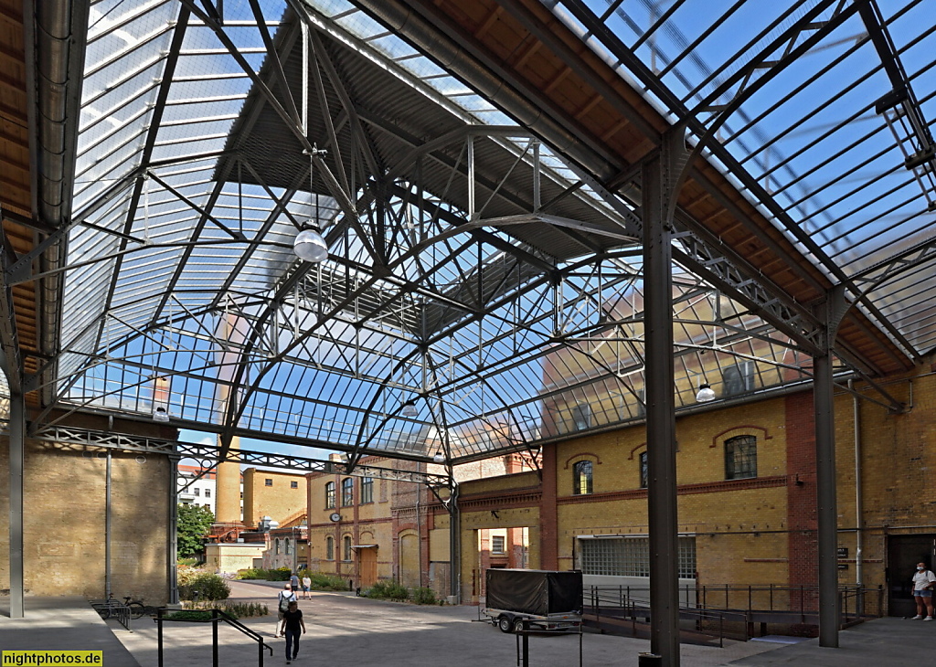 Berlin Prenzlauer Berg Bötzow-Brauerei erbaut 1884-1891 von Gustav Hochgürtel für Julius Bötzow. Vollgut-Ladehof. Seit 2010 Eigentümer Hans Georg Näder. Seit 2019 Restaurierung durch David Chipperfeld und Vangeisten.Marfels Architekturbüro. Umbau zum otto