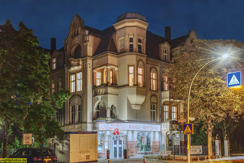 Berlin Lichterfelde Mietshaus erbaut 1905-1906 von Architekt Ernst Friers durch Maurermeister August Höhne. Drakestrasse 20