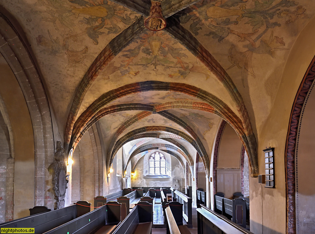 Görlitz. Evangelische Dreifaltigkeitskirche erbaut 1420-1450 als gotische Franziskaner Klosterkirche. Barbarakapelle angebaut 1450-1475. Kreuzganggewölbe. Deckenbemalung von 1425-1435