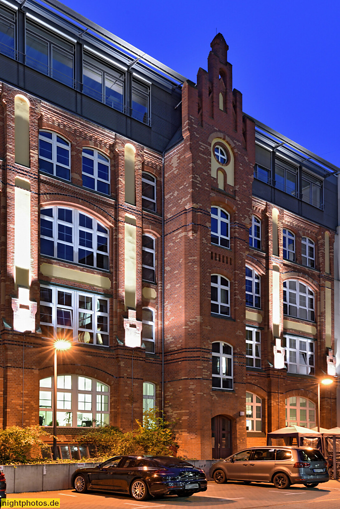 Berlin Prenzlauer Berg. Gewerbebau erbaut 1899-1900 als Pianofabrik von Stiebitz & Köpchen für Oskar Köhler. Erich-Weinert-Strasse 145