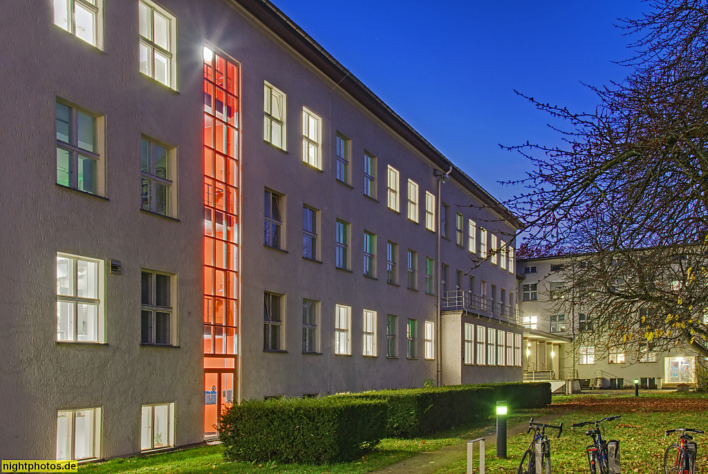 Berlin Buch. Walter-Friedrich-Haus des Max-Delbrück-Centrum für Molekulare Medizin (MDC). Robert-Rössle-Strasse 10 Haus 27