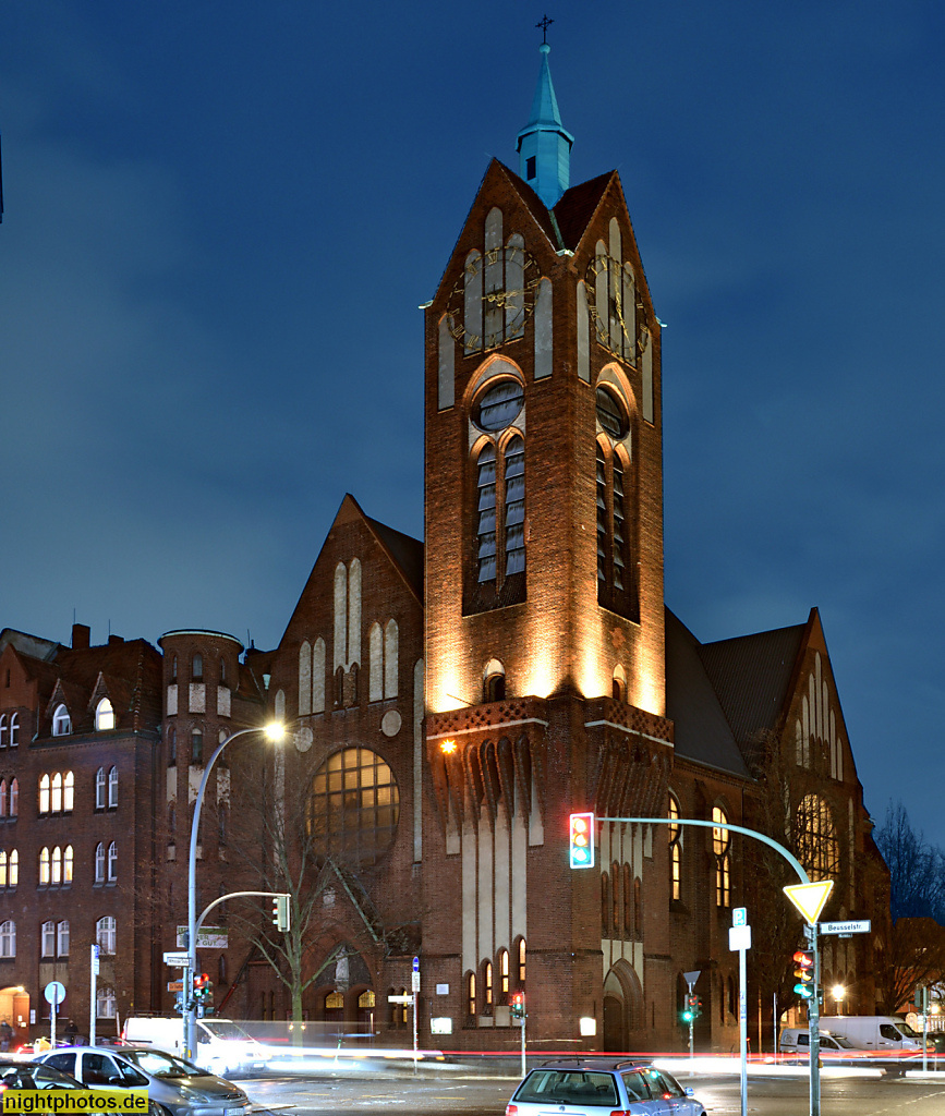 Berlin Mitte Moabit. Evangelische Reformationskirche erbaut 1904-1910 nach Entwurf von Dombaumeister Ernst Schwartzkopff durch August Dinklage und Ernst Paulus. Beusselstrasse 35
