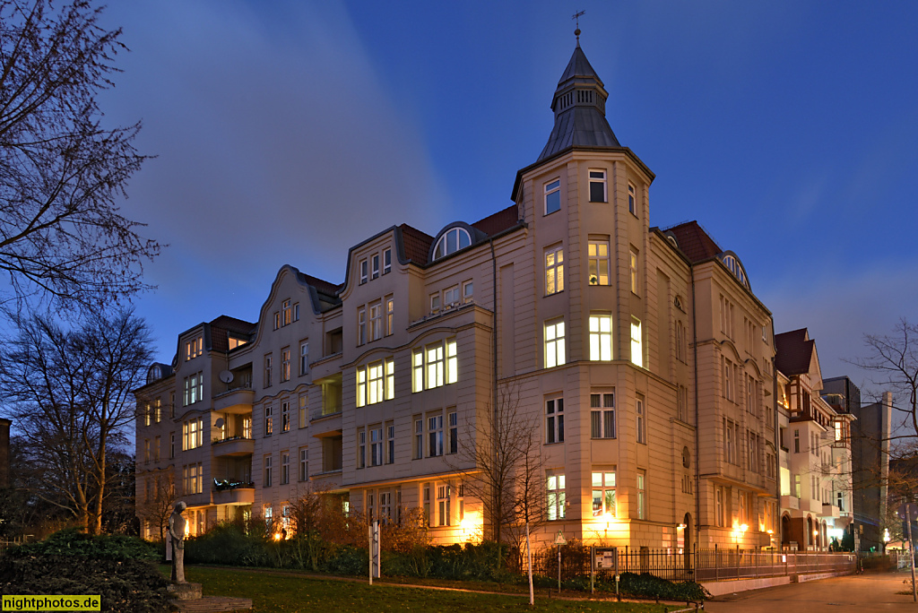 Berlin Steglitz. Mietshaus am früheren Standort der Gemeindeschule. Schlossstrasse 42