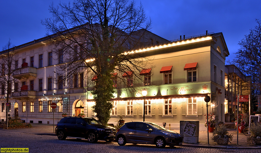 Potsdam. Restaurant 'Das Wiener' am Luisenplatz 4 Ecke Allee Nach Sanssouci