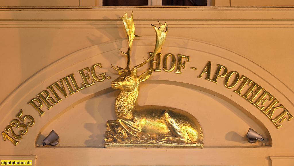 Potsdam. Apotheke zum Goldenen Hirsch. Erbaut 1734 als barockes Typenhaus. Lindenstrasse 48
