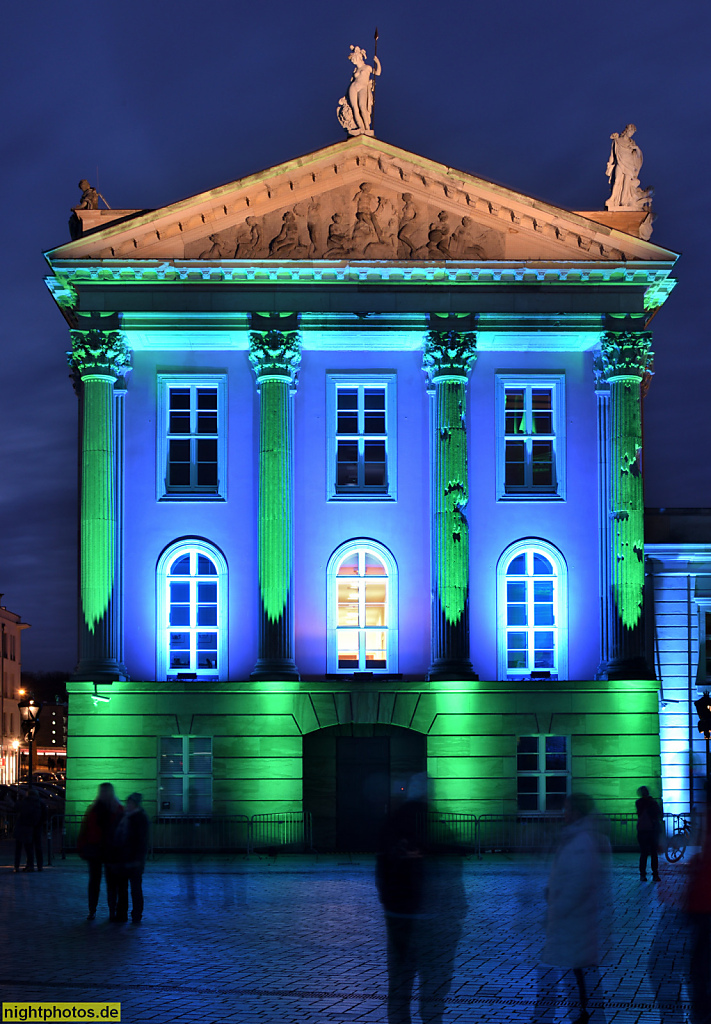 Potsdam. Stadtschloss mit Landtag Nordseite Ostflügel am Alten Markt. Erstbau 1662-1674 von Johann Gregor Memhardt für Kurfürst Friedrich Wilhelm. Der Grosse Kurfürst. Umbau 1747-1750 von Georg Wenzeslaus von Knobelsdorff. Friderizianischer Rokoko. Rekons