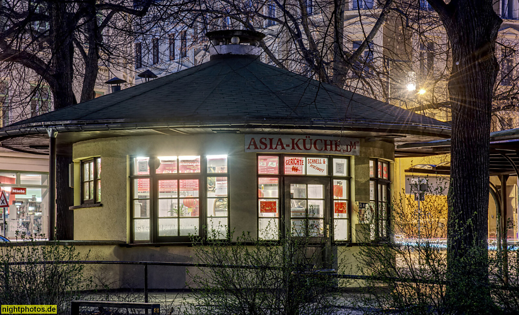 Görlitz. Pavillon mit Imbiss Asia-Küche auf dem Wilhelmsplatz. Wilhelmsplatz angelegt 1848. Gärtnerisch gestaltet 1860-1862