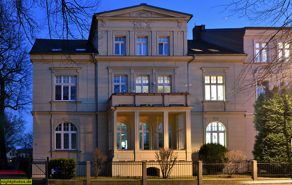 Görlitz. Villa erbaut 1880 mit übergiebelten Mittelrisalit. Schützenstrasse 10