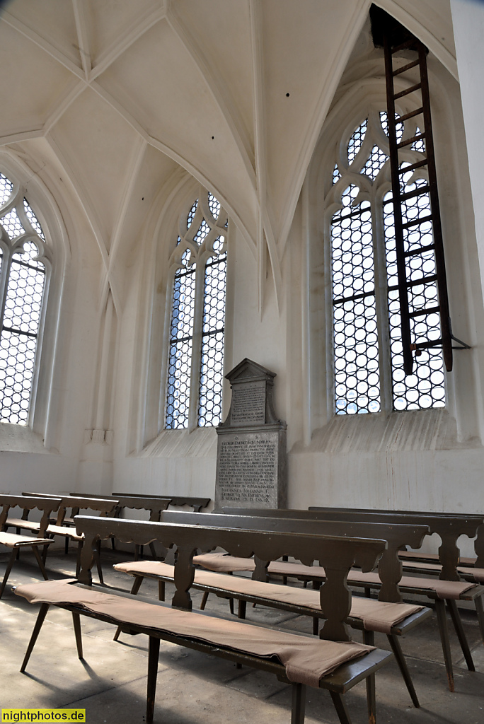 Görlitz Heilig-Grab-Ensemble. Nachbildung der heiligen Stätten erbaut 1481-1504 von Georg Emmerich. Golgathakapelle mit Netzrippengewölbe und Masswerkfenster. Heilig-Grab-Strasse 79