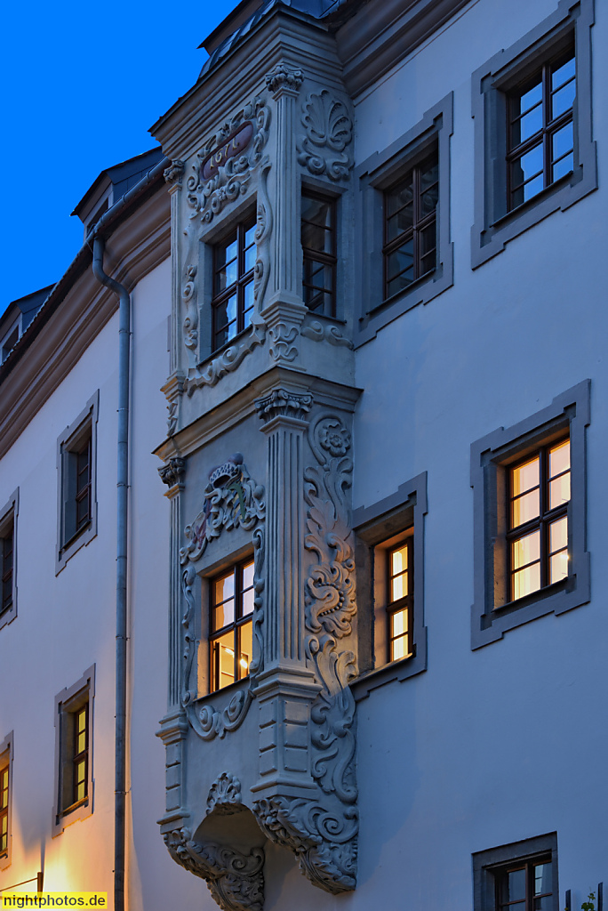 Meissen. Klosterhof Sankt Afra.  Ehem Propsteigebäude von 1671. Barockbau mit Erker im Ohrmuschelstil. Gegründet 1205 als Augustiner-Chorherrenstift. Seit 1543 Fürstenschule unter Kurfürst Moritz von Sachsen. Evangelische Akademie seit 1991