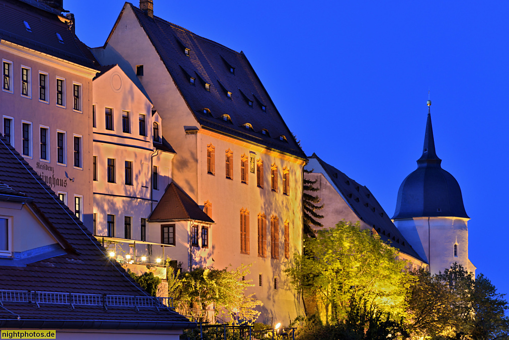 Meissen. Kerstinghaus. Domplatz Residenz. Cafe am Dom auf dem Burgberg. Eckturm. Bischofsschloss Erbaut 1476 als Residenz der Meissner Bischöfe. Seit 1844 Amtsgericht