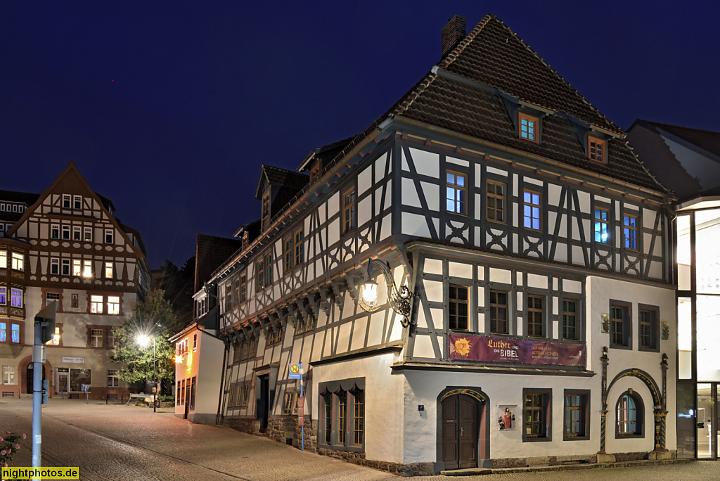 Eisenach. Lutherhaus. Erbaut 1269. Erweiterung 1356. 1898-1953 Gaststaette Lutherkeller. Sanierung 2013-2015. Ausstellung 'Luther und die Bibel'.  Lutherplatz 8