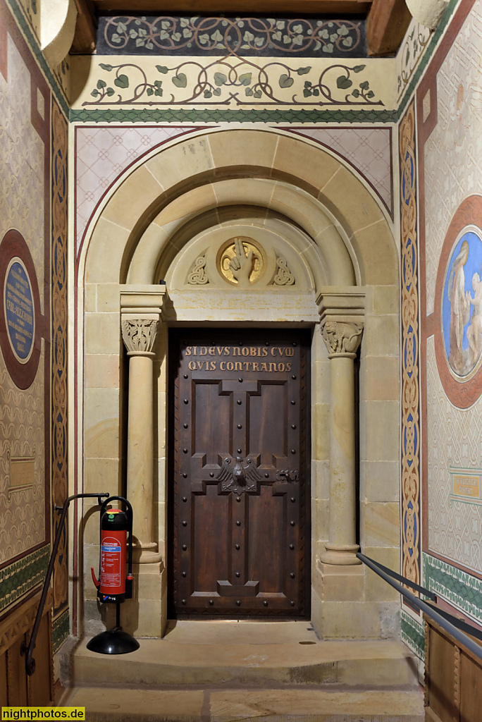 Eisenach. Wartburg. Erbaut 1067 v Ludwig dem Springer. Wiederaufbau 1853-1859 durch Hugo von Ritgen für Großherzog Carl Alexander von Sachsen-Weimar-Eisenach. Elisabethgalerie mit Wandmalerei von Moritz von Schwind erschaffen 1855. Restauriert 2015-2017