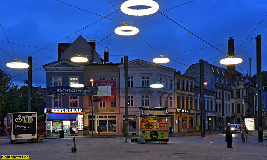 Rostock Kröpeliner Vorstadt. Doberaner Platz. Neugestaltung als Stadtplatz 2005-2006. Zwischen Doberaner Strasse und Wismarsche Strasse