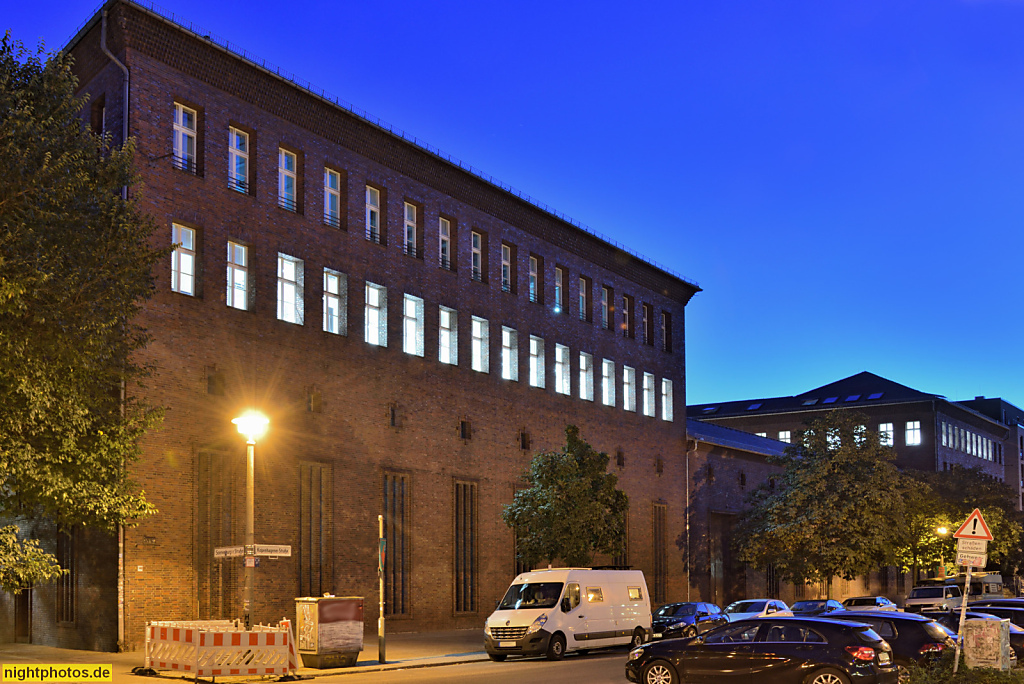 Berlin Prenzlauer Berg. Büro- und Gewerbebau Ampere Garden. Erbaut 1925-1927 von Hans Heinrich Müller als Umspannwerk Humboldt. Kopenhagener Strasse 58-63