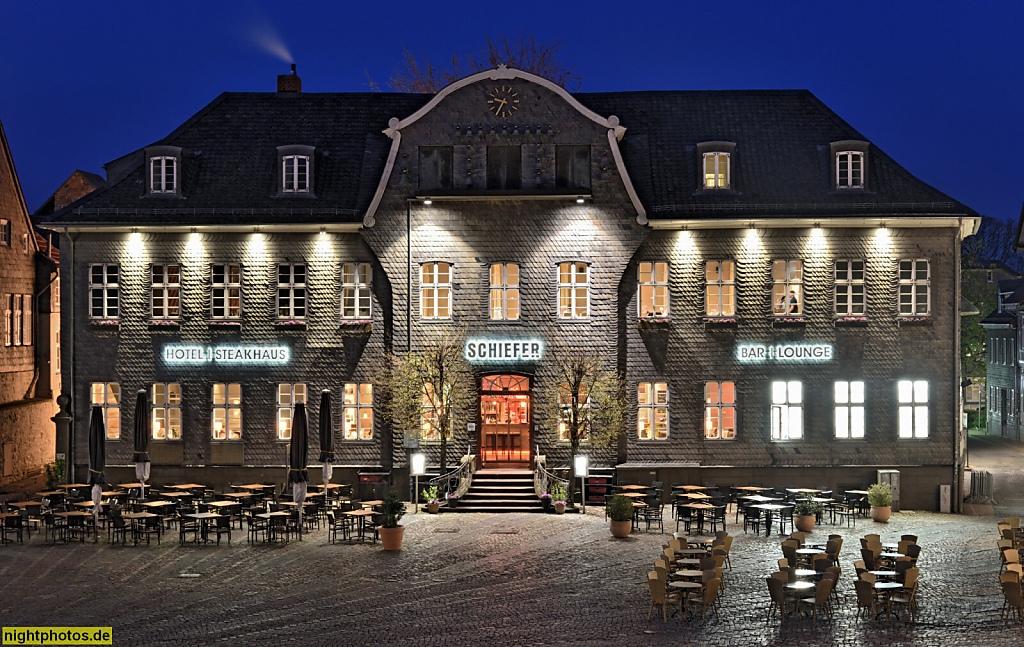 Goslar. Hotel und Restaurant Schiefer. Erbaut als Kaiserringhaus. Ehemaliges Kämmereigebäude mit Amtsgericht und Finanzverwaltung. Markt 6