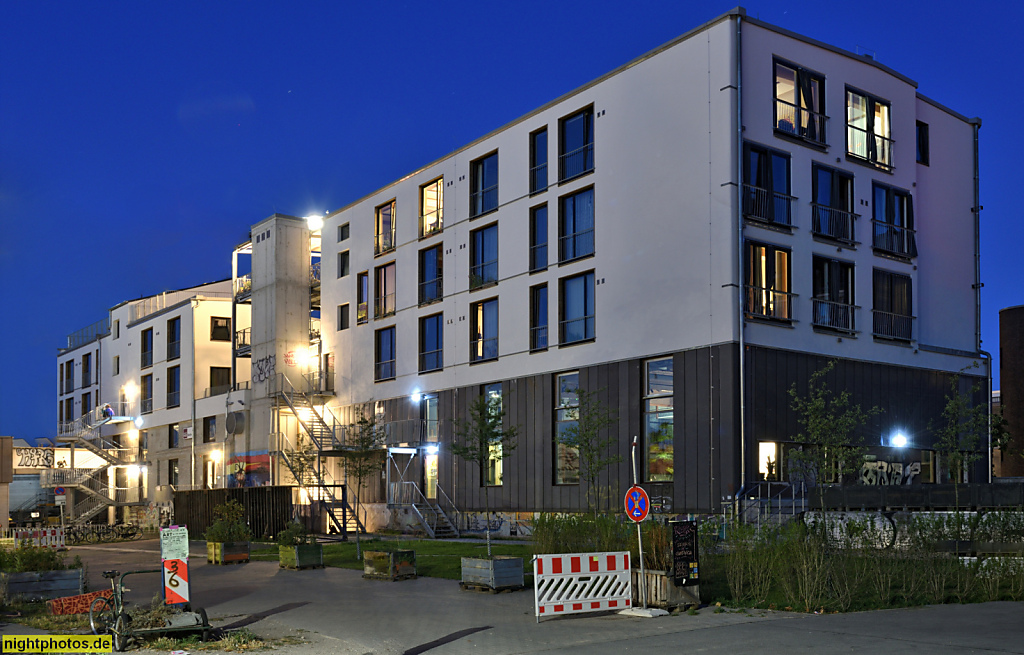 Berlin Neukölln. CLCLR Circular Economy House. Betreiber Impact Hub. Erbaut 1872 als Fassladehalle. Umbau 2020-2024 von Christian Schöningh und Architekturkooperative 'Die Zusammenarbeiter' für Baugenossenschaft Trnsfrm