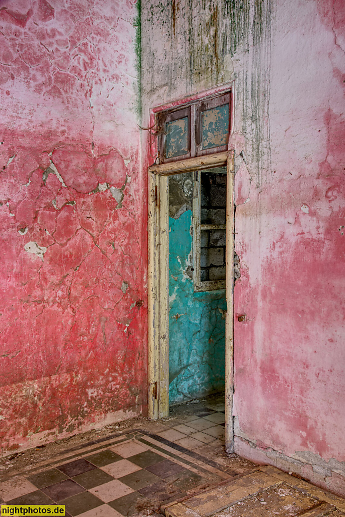 Griechenland Rhodos Agia Eleousa. Erbaut 1935 als Campochiaro unter italienischer Besatzung. Governeur 1935 Mario Lago. Ab 1936 Cesare Maria de Vecchi. Markt und Kulturgebäude