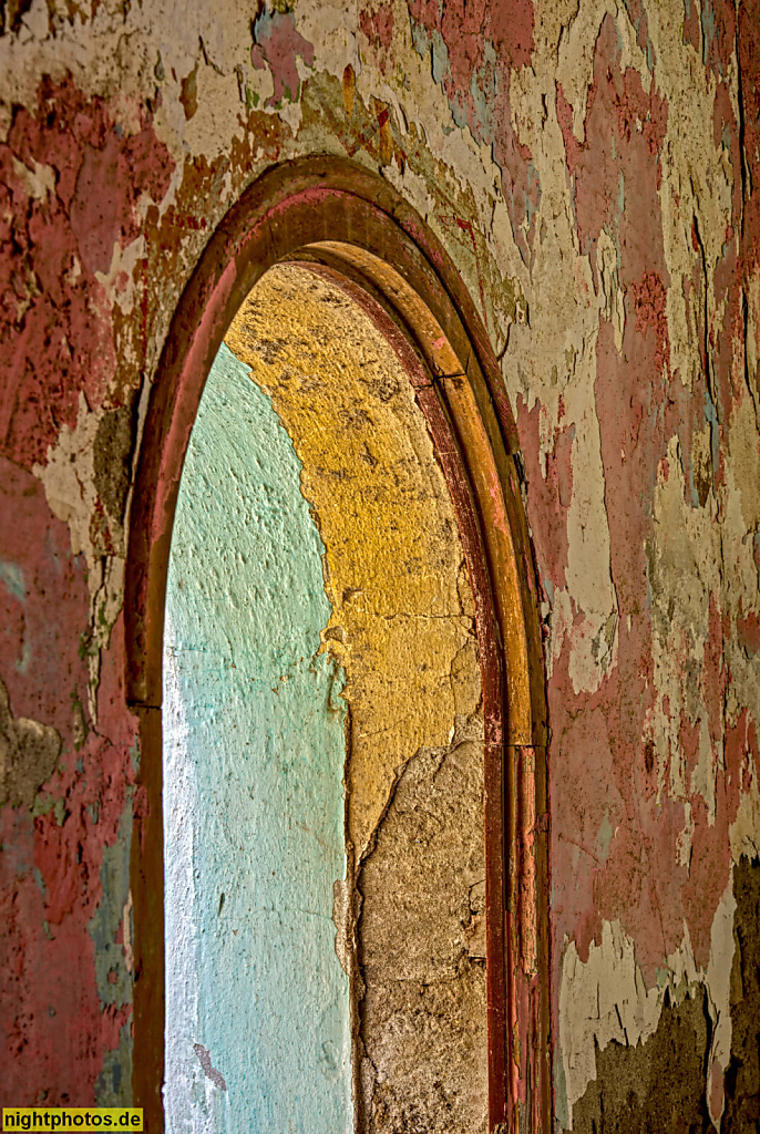 Griechenland Rhodos Agia Eleousa. Erbaut 1935 als Campochiaro unter italienischer Besatzung. Governeur 1935 Mario Lago. Ab 1936 Cesare Maria de Vecchi. Markt und Kulturgebäude