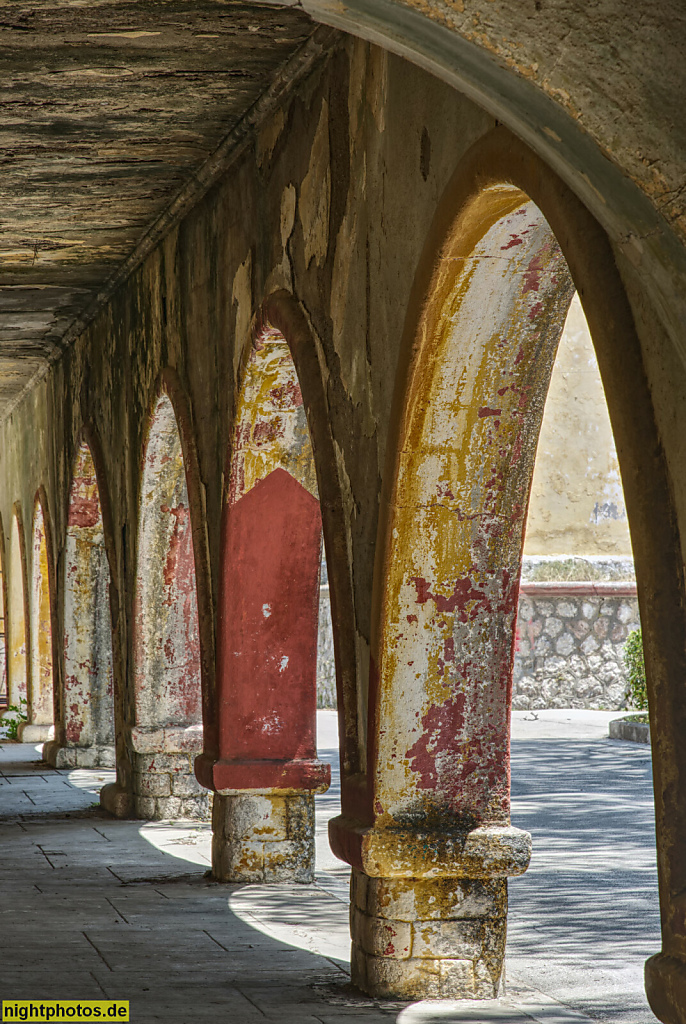 Griechenland Rhodos Agia Eleousa. Erbaut 1935 als Campochiaro unter italienischer Besatzung. Governeur 1935 Mario Lago. Ab 1936 Cesare Maria de Vecchi. Markt und Kulturgebäude
