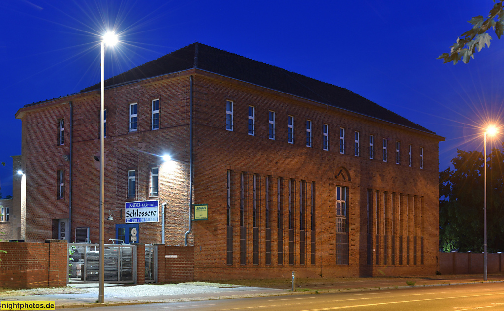 Berlin Lichtenberg Karlshorst. Gewerbebau. Erbaut 1925 als Umformerstation des Kraftwerk Rummelsburg. Rummelsburger Landstrasse 1