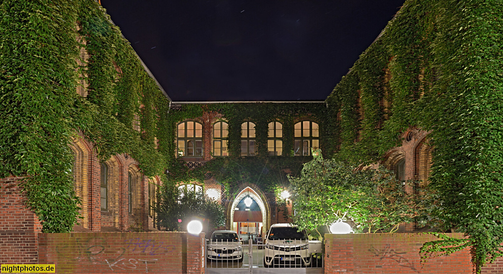 Stralsund. Altstadt. Als Volksschule erbaut 1860 von Ernst von Haselberg. Später Ernst-Moritz-Arndt-Schule. Neugotik. Tribseer Strasse 12