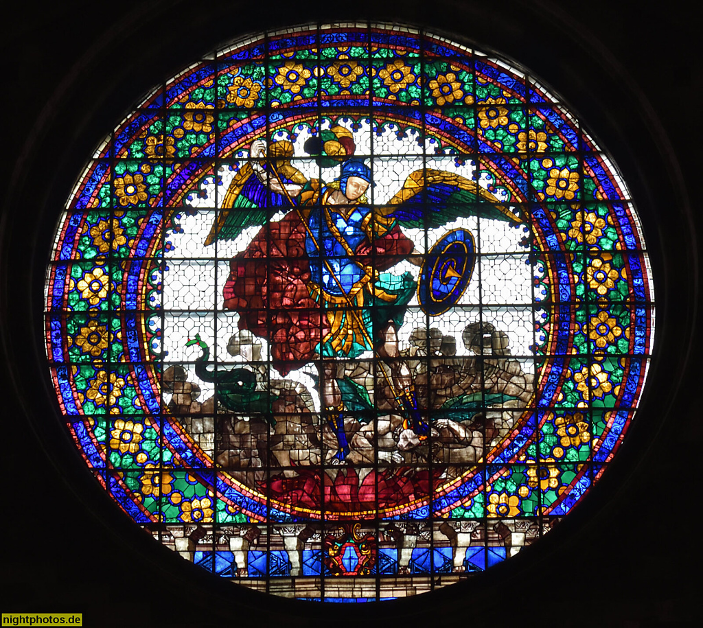 Girona. Catedral de Girona. Romanisch erbaut 1010-1038 für Bischof Pere Roger. Peter I. von Carcassonne. Rosettenfenster