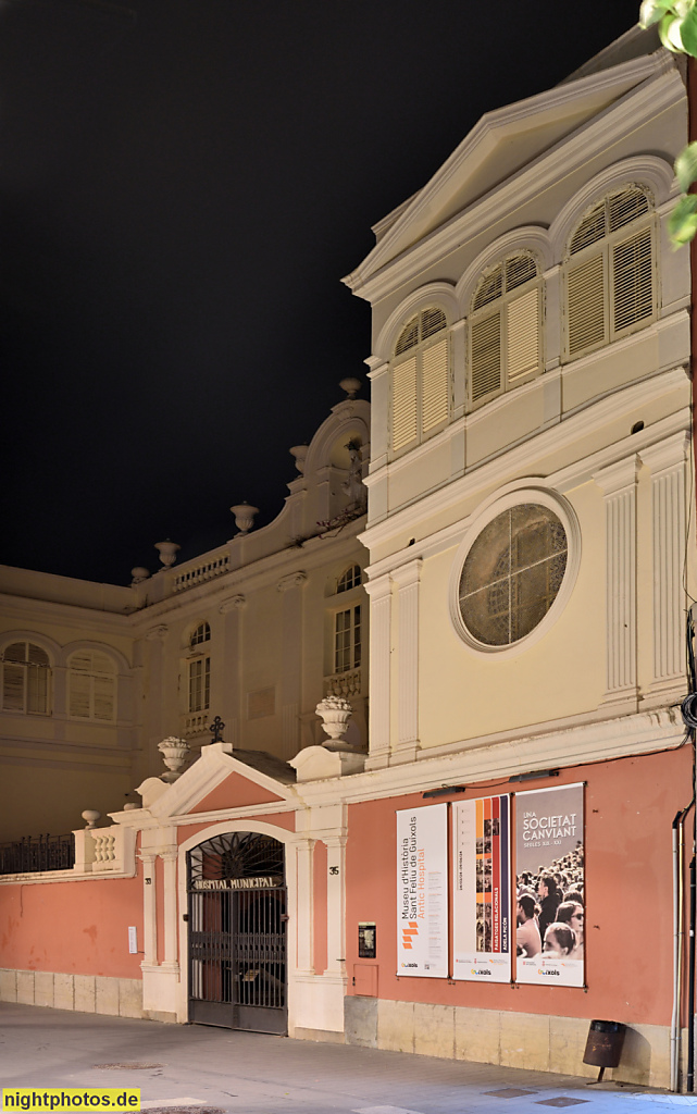 Sant Feliu de Guixols. Hospital Municipal. Erstbau 1595-1602. Neubau 1920 von Joan Bordàs im neoklassizistischen Stil. Carrer Hospital 25-35