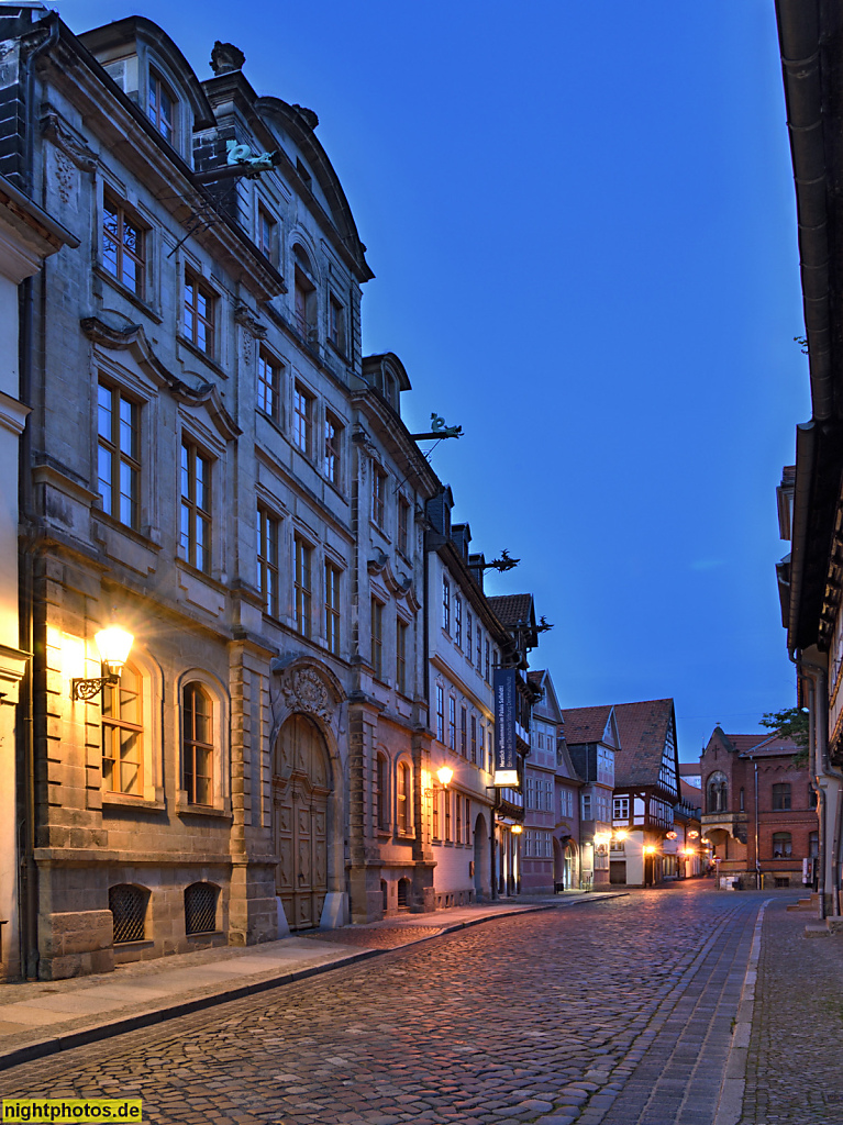 Quedlinburg. Palais Salfeld. Kaufmannshof erbaut 1734-1737 Ratskämmerer Röttger Salfeld. Amtsgericht 1815-1989. Saniert 1997-2001 von DSD. Kornmarkt 5
