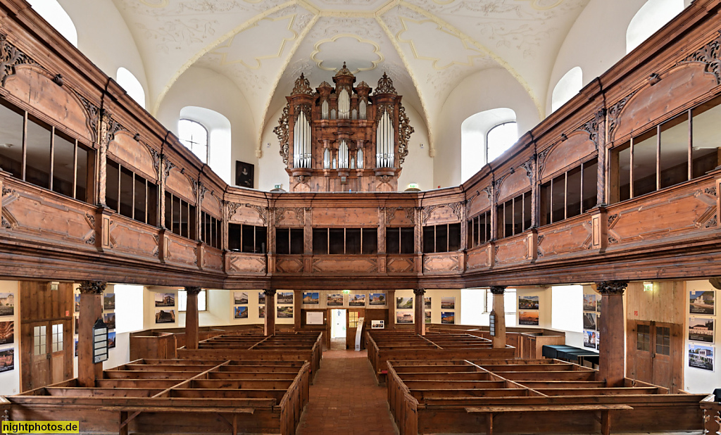 Quedlinburg. Kulturkirche St. Blasii. Erbaut bis 1222. Umbau 1267 zu Basilika. Umbau 1711-1715 in Barock. Leerstand 1952-1990. Orgel erbaut 1905 von Ernst Röver